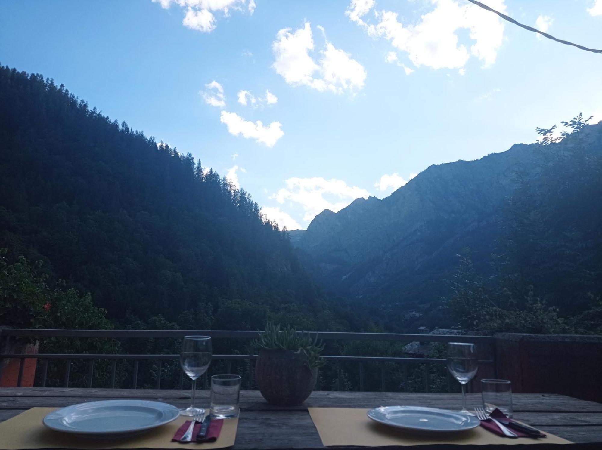 Albergo Diffuso La Marmu Osteria Della Croce Bianca مارمورا المظهر الخارجي الصورة
