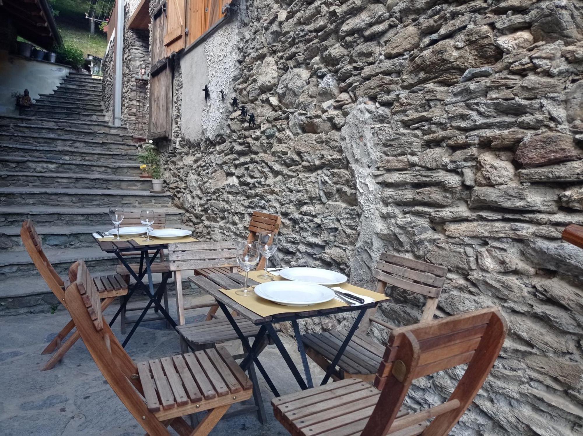 Albergo Diffuso La Marmu Osteria Della Croce Bianca مارمورا المظهر الخارجي الصورة